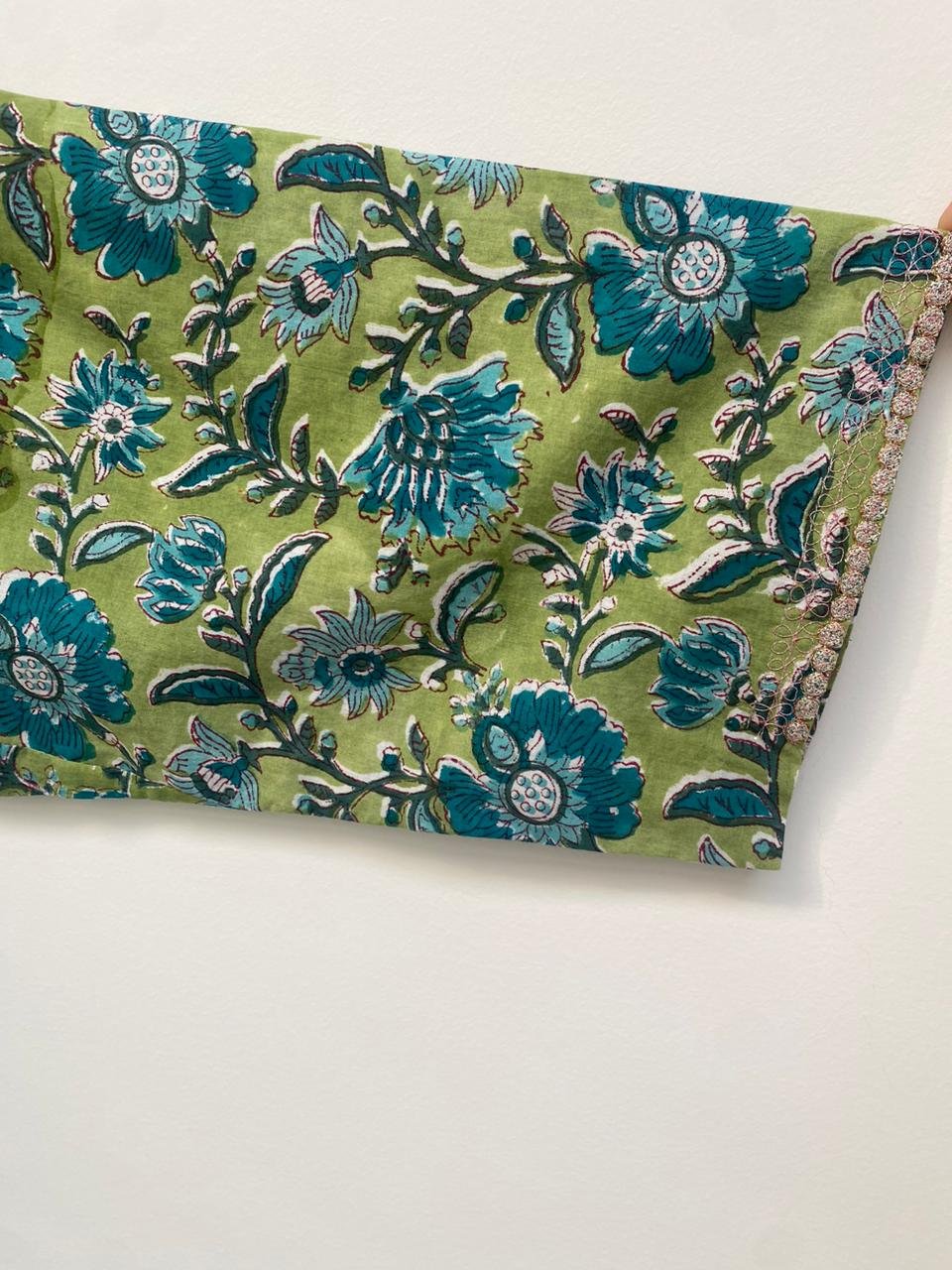 Simple Mukhawar Green - Detail